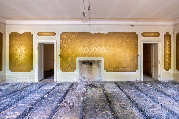 Fireplace Demolition in Ventura